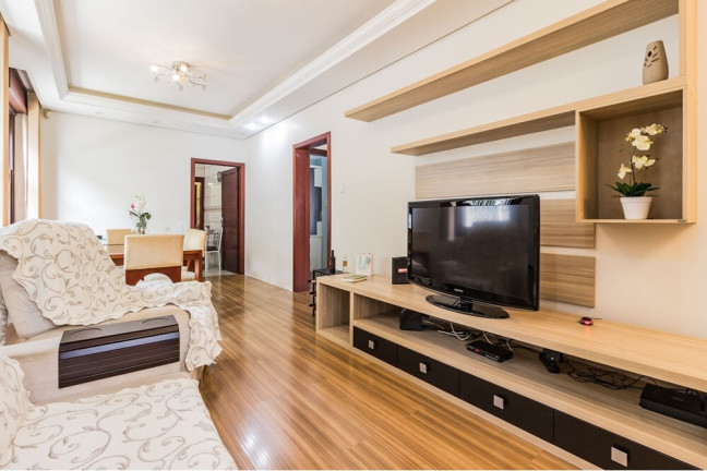 Imagem Casa com 2 Quartos à Venda, 250 m² em Vila Ipiranga - Porto Alegre Imagem Casa com 2 Quartos à Venda, 250 m² em Vila Ipiranga - Porto Alegre