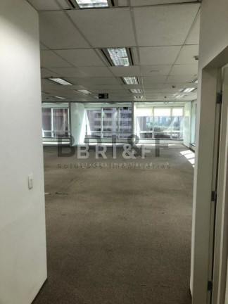 Imagem Imóvel Comercial para Alugar, 330 m² em C Moncoes - São Paulo Imagem Imóvel Comercial para Alugar, 330 m² em C Moncoes - São Paulo