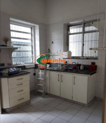 Imagem Casa com 6 Quartos à Venda, 312 m² em Tijuca - Rio De Janeiro Imagem Casa com 6 Quartos à Venda, 312 m² em Tijuca - Rio De Janeiro