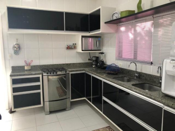 Imagem Casa com 5 Quartos à Venda, 392 m² em Busca Vida (abrantes) - Camaçari Imagem Casa com 5 Quartos à Venda, 392 m² em Busca Vida (abrantes) - Camaçari