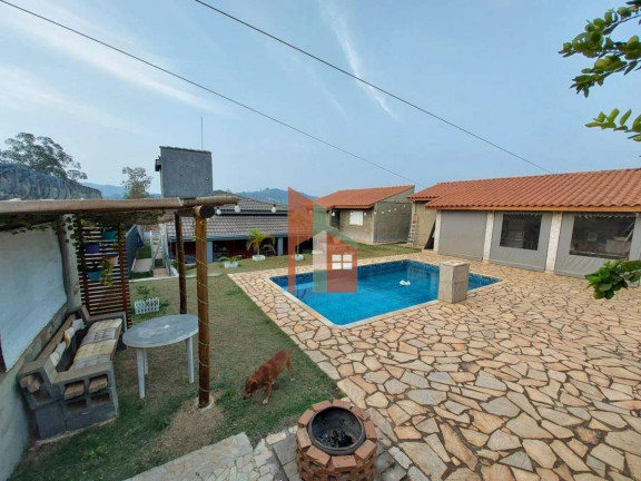 Imagem Casa com 3 Quartos à Venda, 246 m² em Piracaia Imagem Casa com 3 Quartos à Venda, 246 m² em Piracaia