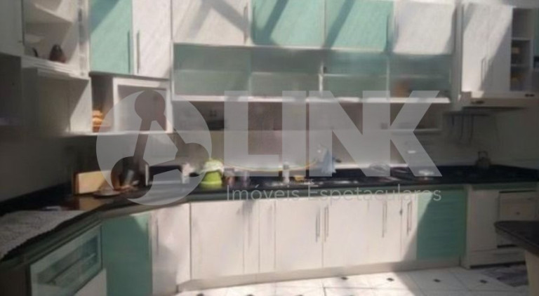 Imagem Casa com 2 Quartos à Venda, 179 m² em Jardim Itu - Porto Alegre Imagem Casa com 2 Quartos à Venda, 179 m² em Jardim Itu - Porto Alegre