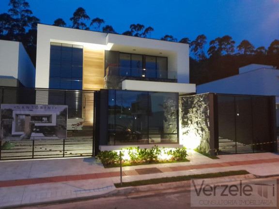 Casa com 2 Quartos à Venda, 182 m² em São Francisco De Assis - Camboriú