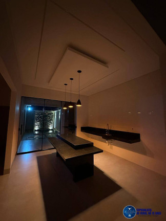 Imagem Casa com 3 Quartos à Venda, 270 m² em Setor Três Marias - Goiânia Imagem Casa com 3 Quartos à Venda, 270 m² em Setor Três Marias - Goiânia