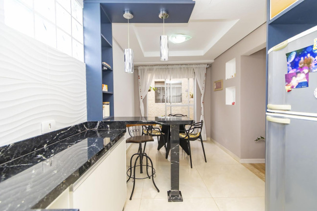 Imagem Sobrado com 4 Quartos à Venda, 200 m² em Cidade Industrial - Curitiba Imagem Sobrado com 4 Quartos à Venda, 200 m² em Cidade Industrial - Curitiba