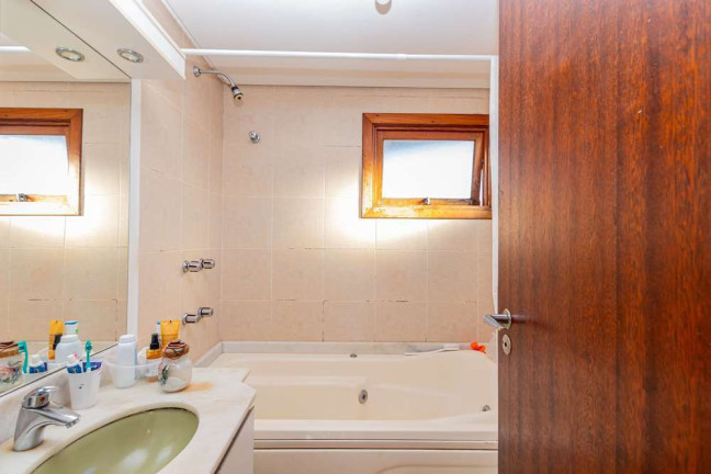 Imagem Apartamento com 3 Quartos à Venda, 120 m² em Menino Deus - Porto Alegre