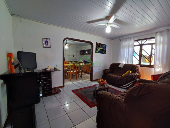 Imagem Casa com 4 Quartos à Venda, 300 m² em Centro - Balneário Barra Do Sul Imagem Casa com 4 Quartos à Venda, 300 m² em Centro - Balneário Barra Do Sul