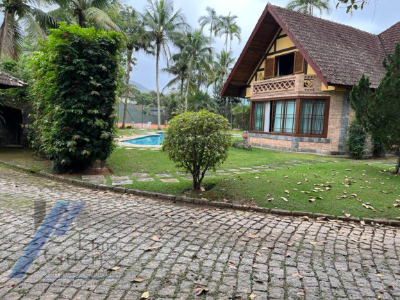 Imagem Casa com 4 Quartos à Venda, 650 m² em Centro - Ubatuba Imagem Casa com 4 Quartos à Venda, 650 m² em Centro - Ubatuba