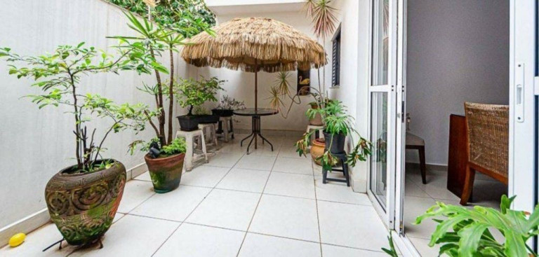 Imagem Casa com 4 Quartos à Venda, 255 m² em Pompeia - São Paulo Imagem Casa com 4 Quartos à Venda, 255 m² em Pompeia - São Paulo