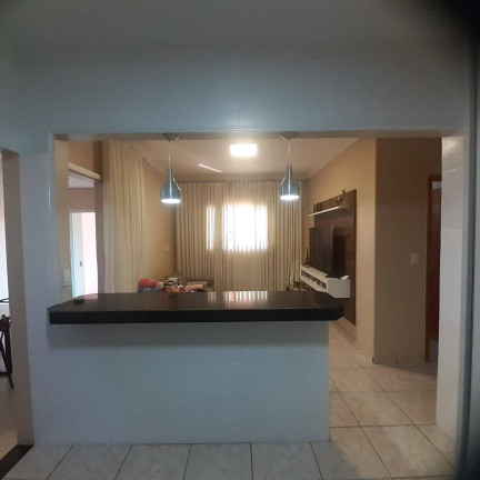 Imagem Casa com 3 Quartos à Venda, 228 m² em Setor Araguaia - Aparecida De Goiânia Imagem Casa com 3 Quartos à Venda, 228 m² em Setor Araguaia - Aparecida De Goiânia