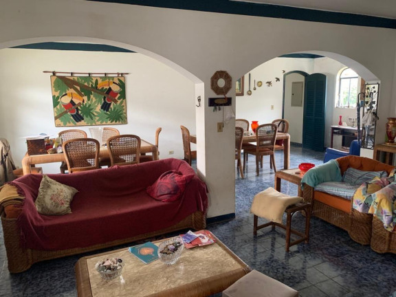 Casa com 6 Quartos à Venda, 275 m² em Lázaro - Ubatuba