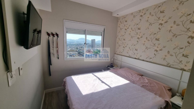 Imagem Apartamento com 2 Quartos à Venda, 62 m²