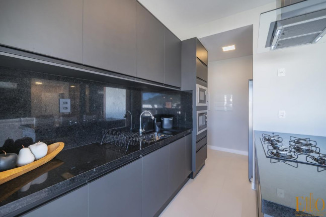 Imagem Apartamento com 4 Quartos à Venda, 151 m² em Centro - Bombinhas