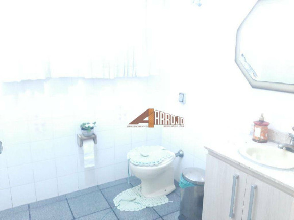 Imagem Sobrado com 3 Quartos à Venda, 216 m² em Ermelino Matarazzo - São Paulo Imagem Sobrado com 3 Quartos à Venda, 216 m² em Ermelino Matarazzo - São Paulo