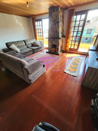 Imagem Casa com 3 Quartos à Venda, 246 m² em Xaxim - Curitiba Imagem Casa com 3 Quartos à Venda, 246 m² em Xaxim - Curitiba