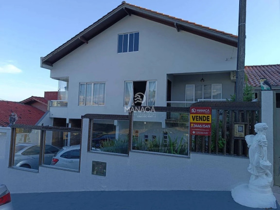 Imagem Sobrado com 5 Quartos à Venda, 520 m² em Centro - Barra Velha Imagem Sobrado com 5 Quartos à Venda, 520 m² em Centro - Barra Velha