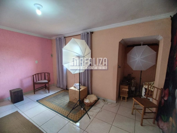 Imagem Sobrado com 4 Quartos à Venda, 138 m² em Parque Das Gameleiras - Uberaba Imagem Sobrado com 4 Quartos à Venda, 138 m² em Parque Das Gameleiras - Uberaba
