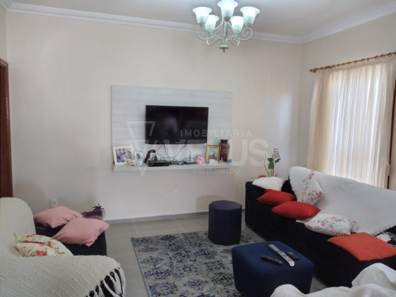 Imagem Casa com 5 Quartos à Venda, 252 m² em Jardim Colombo - Itapetininga