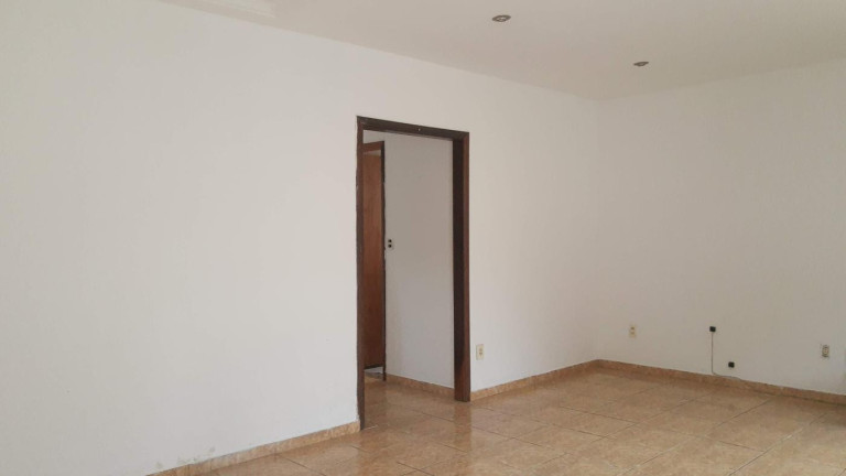 Imagem Casa com 3 Quartos à Venda, 160 m² em Campo Grande - Rio De Janeiro