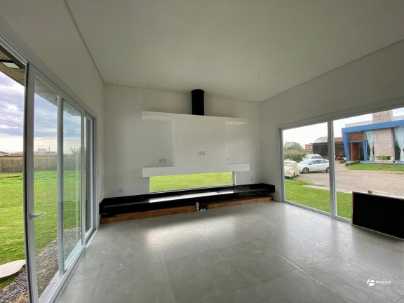 Imagem Casa de Condomínio com 4 Quartos à Venda, 185 m² em Dubai - Capão Da Canoa Imagem Casa de Condomínio com 4 Quartos à Venda, 185 m² em Dubai - Capão Da Canoa