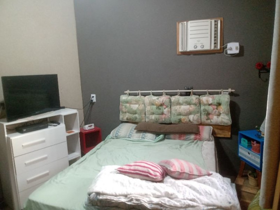 Imagem Casa com 2 Quartos à Venda, 65 m² em Bento Ribeiro - Rio De Janeiro Imagem Casa com 2 Quartos à Venda, 65 m² em Bento Ribeiro - Rio De Janeiro