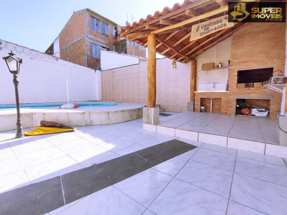 Casa com 3 Quartos à Venda, 300 m² em Laranjal - Pelotas