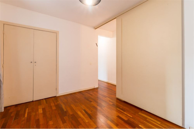 Imagem Imóvel com 3 Quartos à Venda, em Santa Cecília - São Paulo Imagem Imóvel com 3 Quartos à Venda, em Santa Cecília - São Paulo