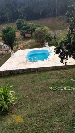 Imagem Chácara com 5 Quartos à Venda, 250 m² Imagem Chácara com 5 Quartos à Venda, 250 m²