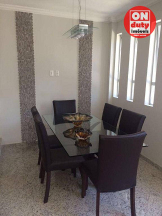 Imagem Casa com 4 Quartos à Venda ou Locação, 190 m² em Embaré - Santos Imagem Casa com 4 Quartos à Venda ou Locação, 190 m² em Embaré - Santos
