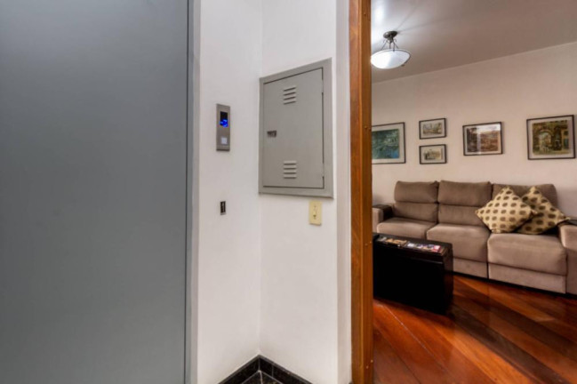 Imagem Imóvel com 3 Quartos à Venda, em Vila Mariana - São Paulo Imagem Imóvel com 3 Quartos à Venda, em Vila Mariana - São Paulo