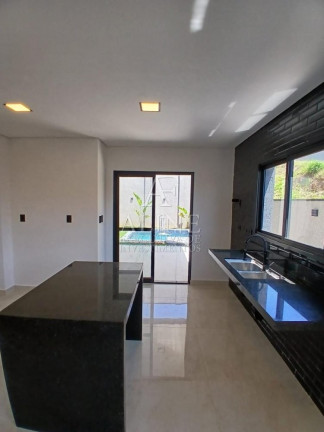 Imagem Casa de Condomínio com 3 Quartos à Venda, 126 m² em Villas Do Jaguari - Santana De Parnaíba