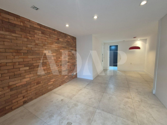 Imagem Imóvel com 3 Quartos à Venda, 110 m² em Barra Da Tijuca - Rio De Janeiro Imagem Imóvel com 3 Quartos à Venda, 110 m² em Barra Da Tijuca - Rio De Janeiro