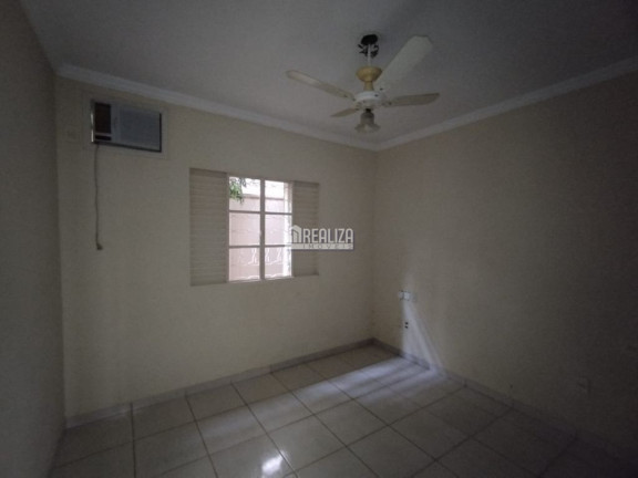 Imagem Casa com 3 Quartos à Venda, 200 m² em Nossa Senhora Da Abadia - Uberaba Imagem Casa com 3 Quartos à Venda, 200 m² em Nossa Senhora Da Abadia - Uberaba