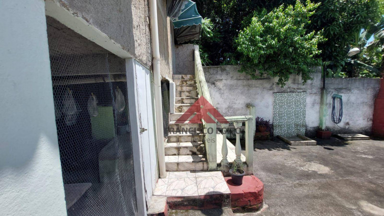 Imagem Casa com 2 Quartos à Venda, 100 m² em Centro - São Gonçalo Imagem Casa com 2 Quartos à Venda, 100 m² em Centro - São Gonçalo
