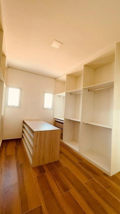 Imagem Casa com 3 Quartos à Venda, 371 m² em Alphaville Nova Esplanada 3 - Votorantim Imagem Casa com 3 Quartos à Venda, 371 m² em Alphaville Nova Esplanada 3 - Votorantim