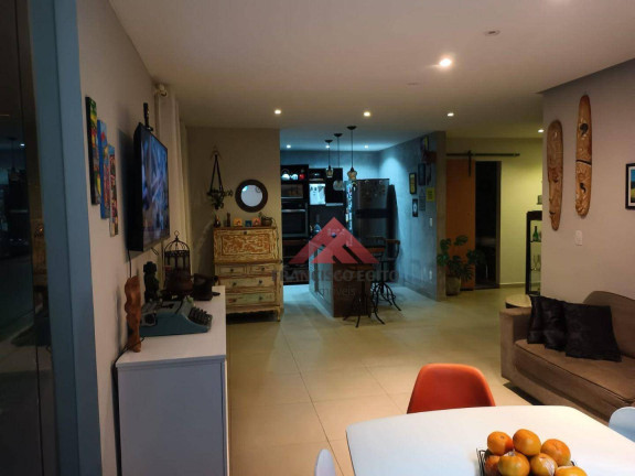 Imagem Casa com 3 Quartos à Venda, 350 m² em Piratininga - Niterói Imagem Casa com 3 Quartos à Venda, 350 m² em Piratininga - Niterói