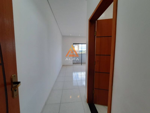 Imagem Casa com 3 Quartos à Venda, 172 m² Imagem Casa com 3 Quartos à Venda, 172 m²