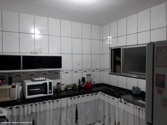 Imagem Casa com 3 Quartos à Venda, 110 m² em Ramos - Rio De Janeiro Imagem Casa com 3 Quartos à Venda, 110 m² em Ramos - Rio De Janeiro