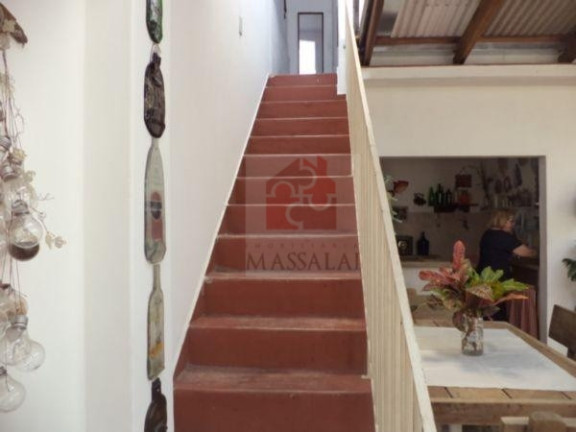 Imagem Casa com 3 Quartos à Venda, 151 m² em Santana - Porto Alegre Imagem Casa com 3 Quartos à Venda, 151 m² em Santana - Porto Alegre