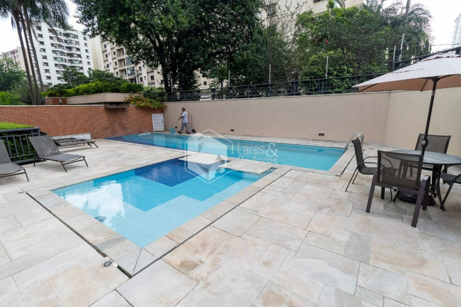 Imagem Apartamento com 3 Quartos à Venda, 195 m² em Moema - São Paulo