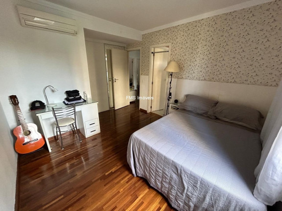 Imagem Imóvel com 4 Quartos à Venda, 163 m² em Morumbi - São Paulo Imagem Imóvel com 4 Quartos à Venda, 163 m² em Morumbi - São Paulo