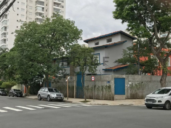 Casa com 3 Quartos para Alugar, 180 m² em Brooklin - São Paulo