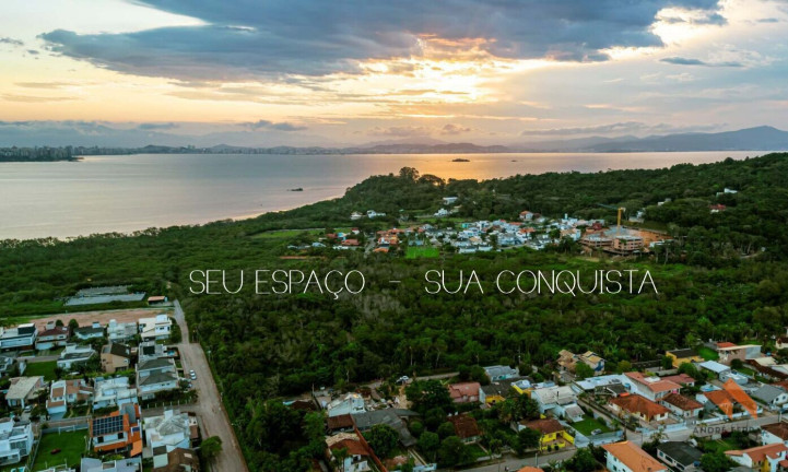 Apartamento com 2 Quartos à Venda, 65 m²