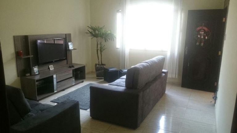 Imagem Casa com 3 Quartos à Venda, 254 m² em Vila Passos - Lorena