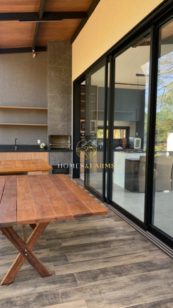 Imagem Casa com 3 Quartos para Alugar, 250 m² em Condomínio Alta Vista I - Senador Canedo