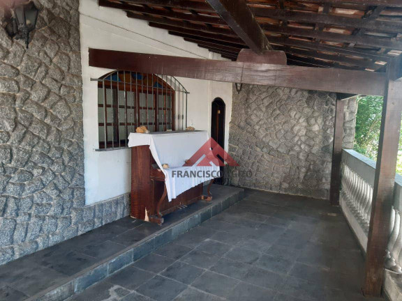 Imagem Casa com 3 Quartos à Venda, 150 m² em Santa Rosa - Niterói Imagem Casa com 3 Quartos à Venda, 150 m² em Santa Rosa - Niterói