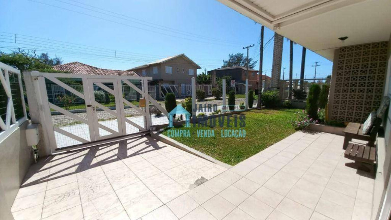 Imagem Casa com 3 Quartos à Venda, 216 m² em Centro - Imbé Imagem Casa com 3 Quartos à Venda, 216 m² em Centro - Imbé