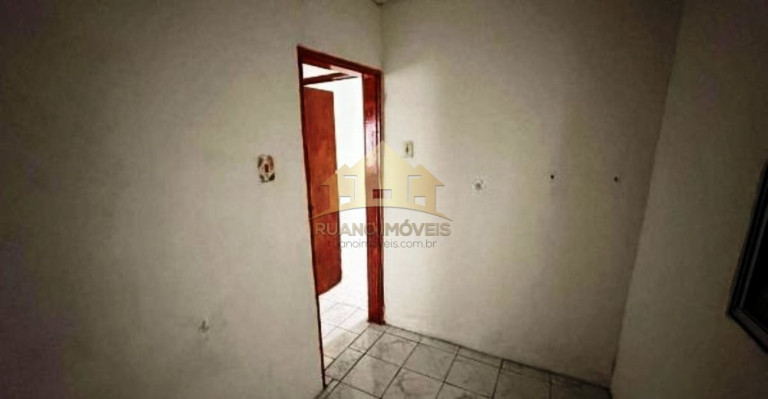 Imagem Casa com 2 Quartos à Venda, 80 m² em Vila Antonieta - São Paulo