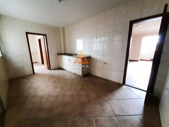 Imagem Apartamento com 3 Quartos à Venda, 130 m² Imagem Apartamento com 3 Quartos à Venda, 130 m²