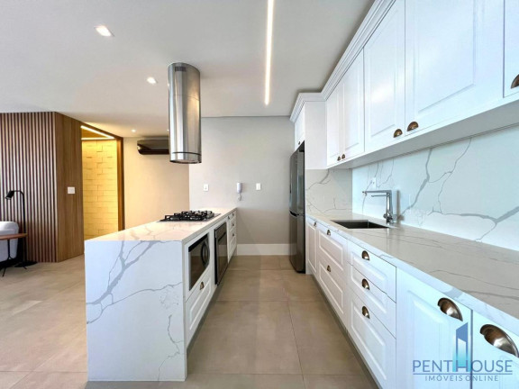 Imagem Cobertura com 4 Quartos à Venda, 241 m² em Centro - Balneário Camboriú Imagem Cobertura com 4 Quartos à Venda, 241 m² em Centro - Balneário Camboriú